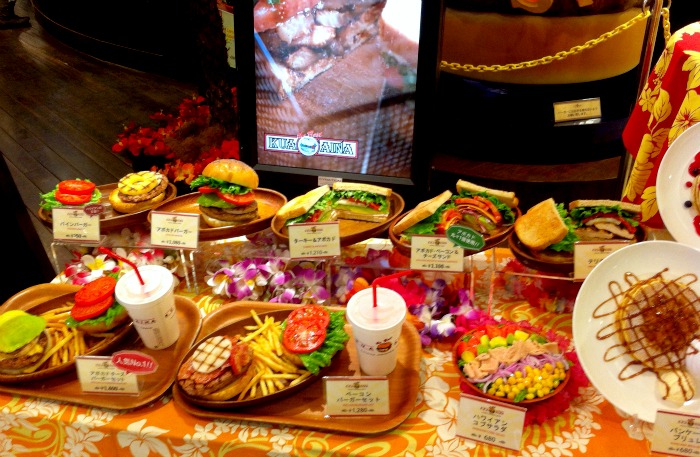 Reproducciones de plástico