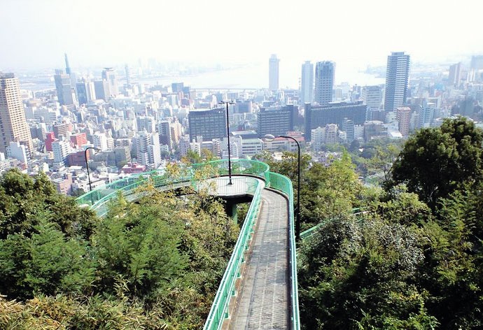 Vistas de Kobe desde el Venus Bridge