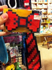 Pajarita y corbata 8 bits